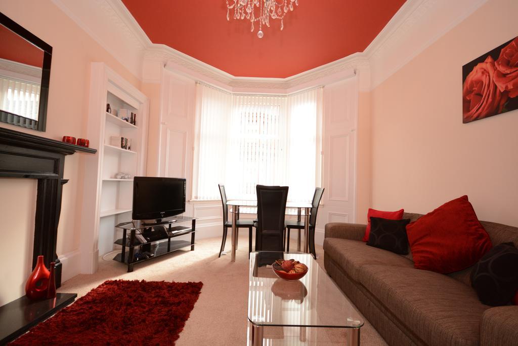 פאיסליי Townhead Apartments Glasgow Airport חדר תמונה
