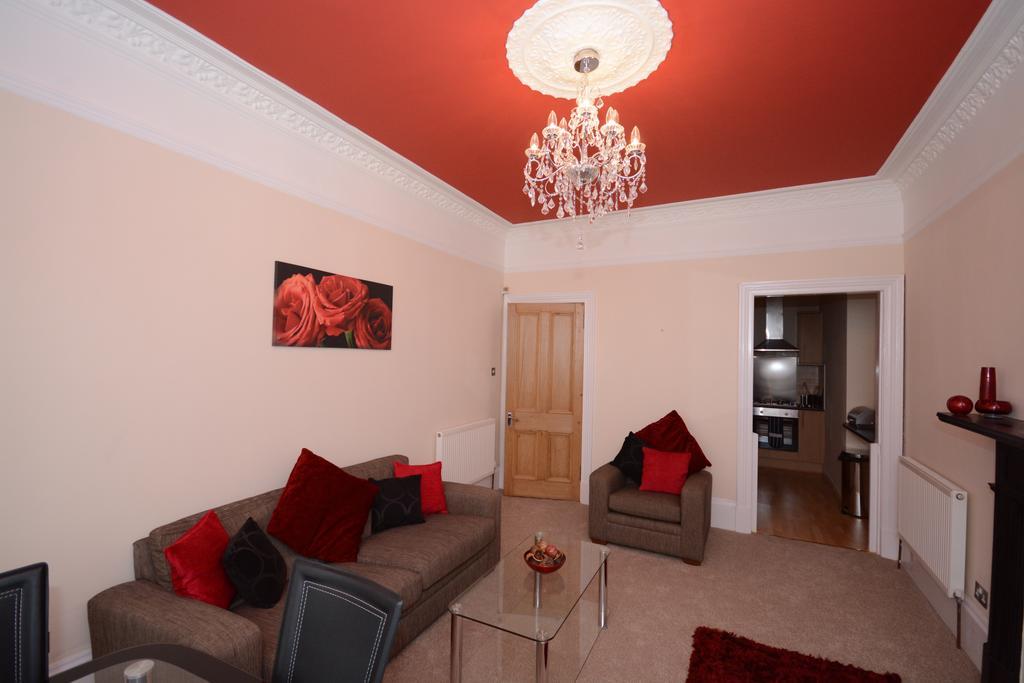 פאיסליי Townhead Apartments Glasgow Airport חדר תמונה