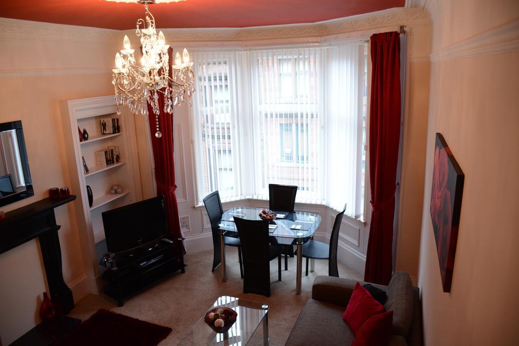 פאיסליי Townhead Apartments Glasgow Airport חדר תמונה